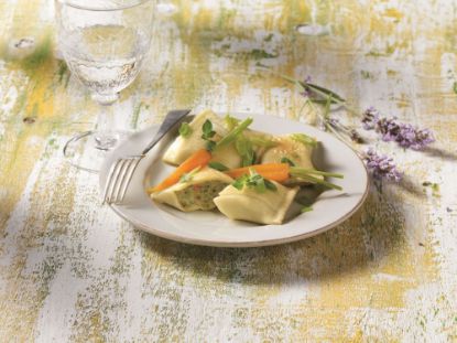 Bild von Veg. Maultaschen 50 g mit der Beschreibung ( Gemüsemaultaschen )
