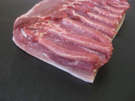 Bild von Schweine-Bauch 1/2-o.Knochen mit der Beschreibung Ladenfertig  TK/frisch