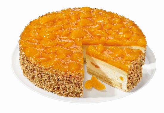 Bild von Mandarinen-Käse-Sahne mit der Beschreibung Mandarinen-Käse-Sahne-Torte mit Mürbeteig, Biskuit und fruchtigem Mandarinenbelag