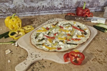Bild von Flammkuchen Mediterran mit der Beschreibung oval, 38 x 30 cm